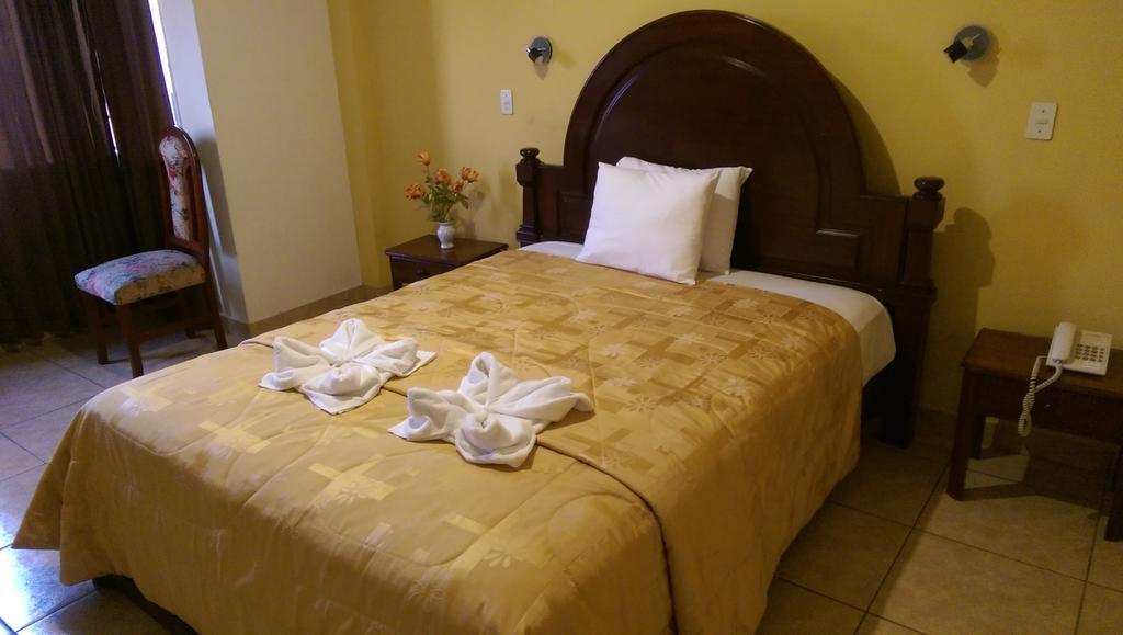 Hotel Presidente ตรูคีโย ภายนอก รูปภาพ