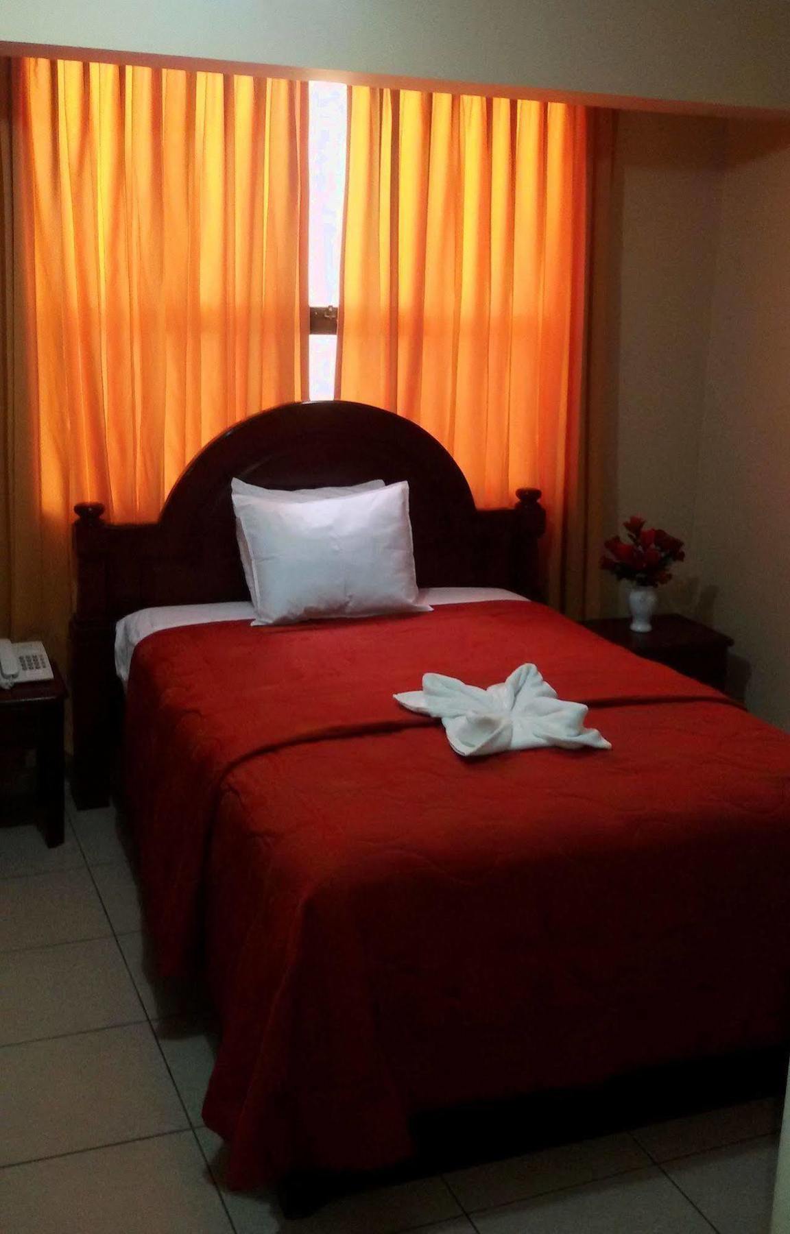 Hotel Presidente ตรูคีโย ภายนอก รูปภาพ