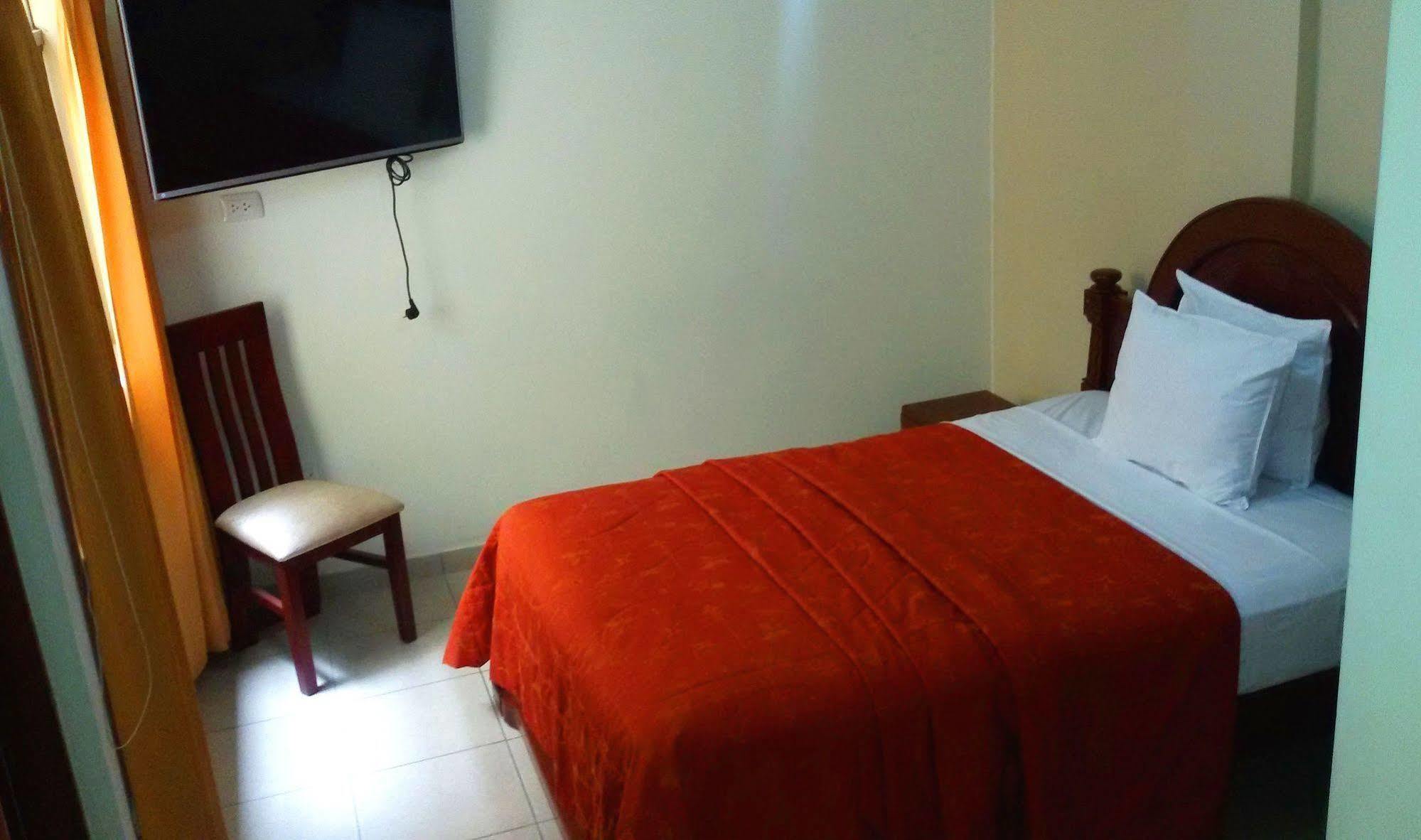 Hotel Presidente ตรูคีโย ภายนอก รูปภาพ